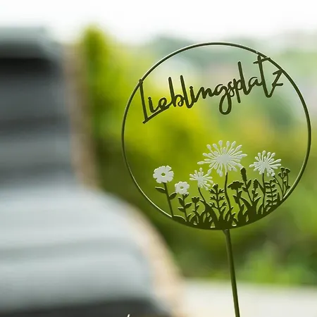 Blumenhain - Kirchblick Apartment